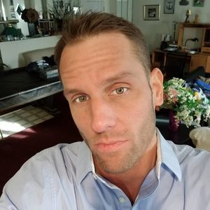 Meet your Posher, Jeffrey